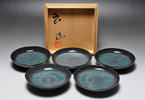 骨董品オークションとは