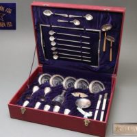 山崎謹製 銀食器セット 純銀刻 鳳凰文 酒器揃・銀製刻 スプーン・銀製刻鳳凰文金具