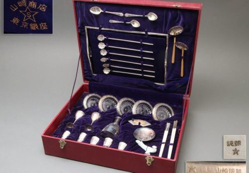 山崎謹製 銀食器セット 純銀刻 鳳凰文 酒器揃・銀製刻 スプーン・銀製刻鳳凰文金具