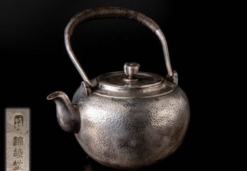 【純銀刻】錦綾堂造 籐巻提手 鎚目 銀瓶 重量320g 合箱