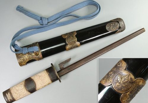 武具 鉄地 鈎付 鍔付 八角十手 桐紋金具 白鮫肌柄 拵え