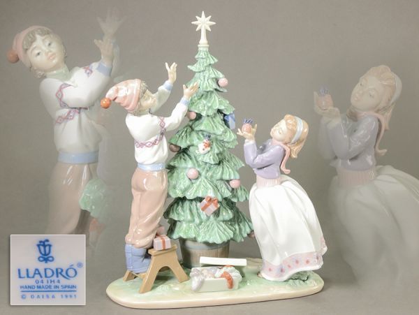 LLADRO リヤドロ「ツリーを飾ろう」フィギュリン