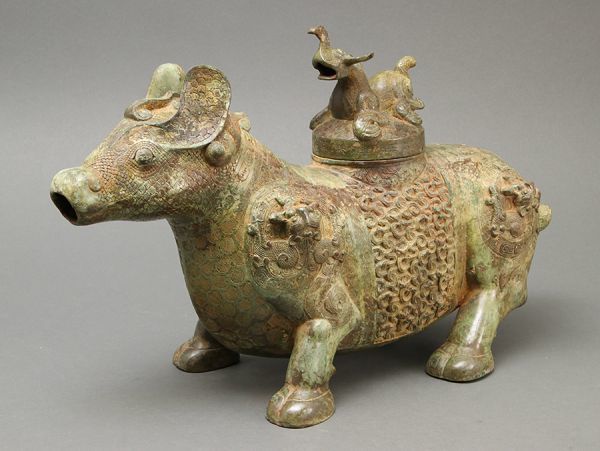 中国美術 青銅 牛形 香炉 / 時代古玩唐物金工美術香道具香爐茶道具茶室茶器香合香盒仏具