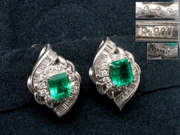 Pt900刻 脇石ダイヤ 緑石 プラチナ イヤリング 総重量11.74g
